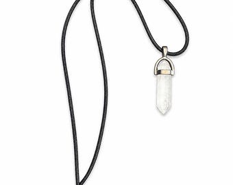 Quartz pendant necklace