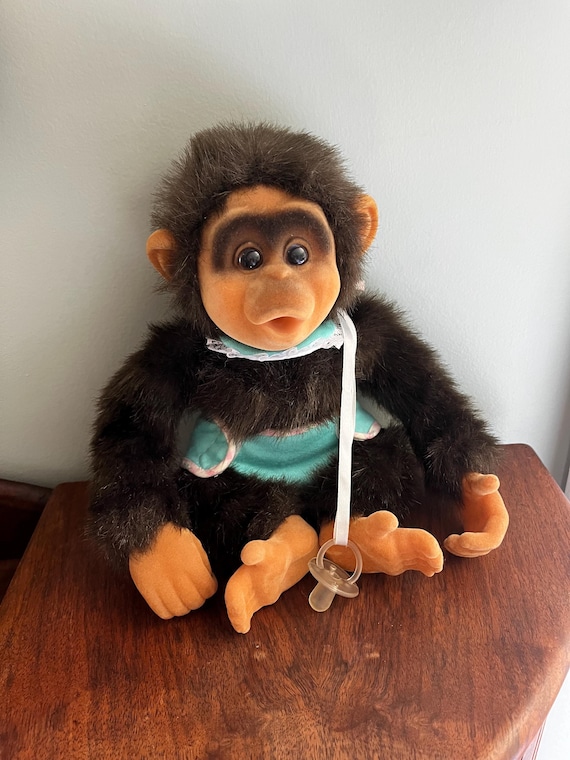 90年代　レア　HOSUNG LITTLE MONKEY LOST Hosung Little Lost Monkey Soft Toy With Dummy Vintage 1990s