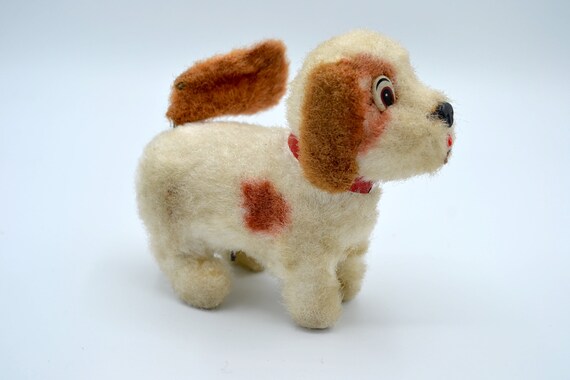 toy mechanical dog