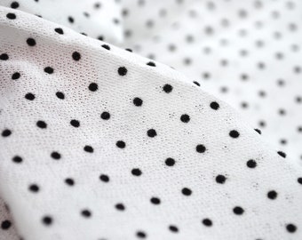 Tissu vintage - pois noir et blanc - 60" de large x 43" de long - semi-transparent extensible