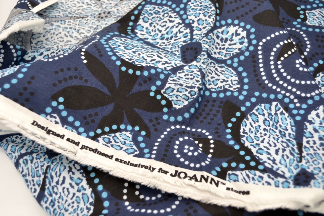 JoAnn Cotton Fabric Large Print Flowers on Navy Blue Etsy