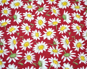 Tissu vintage - Marguerites jaunes au centre sur rouge - Coton Daisy Kingdom 44 x 16 po.