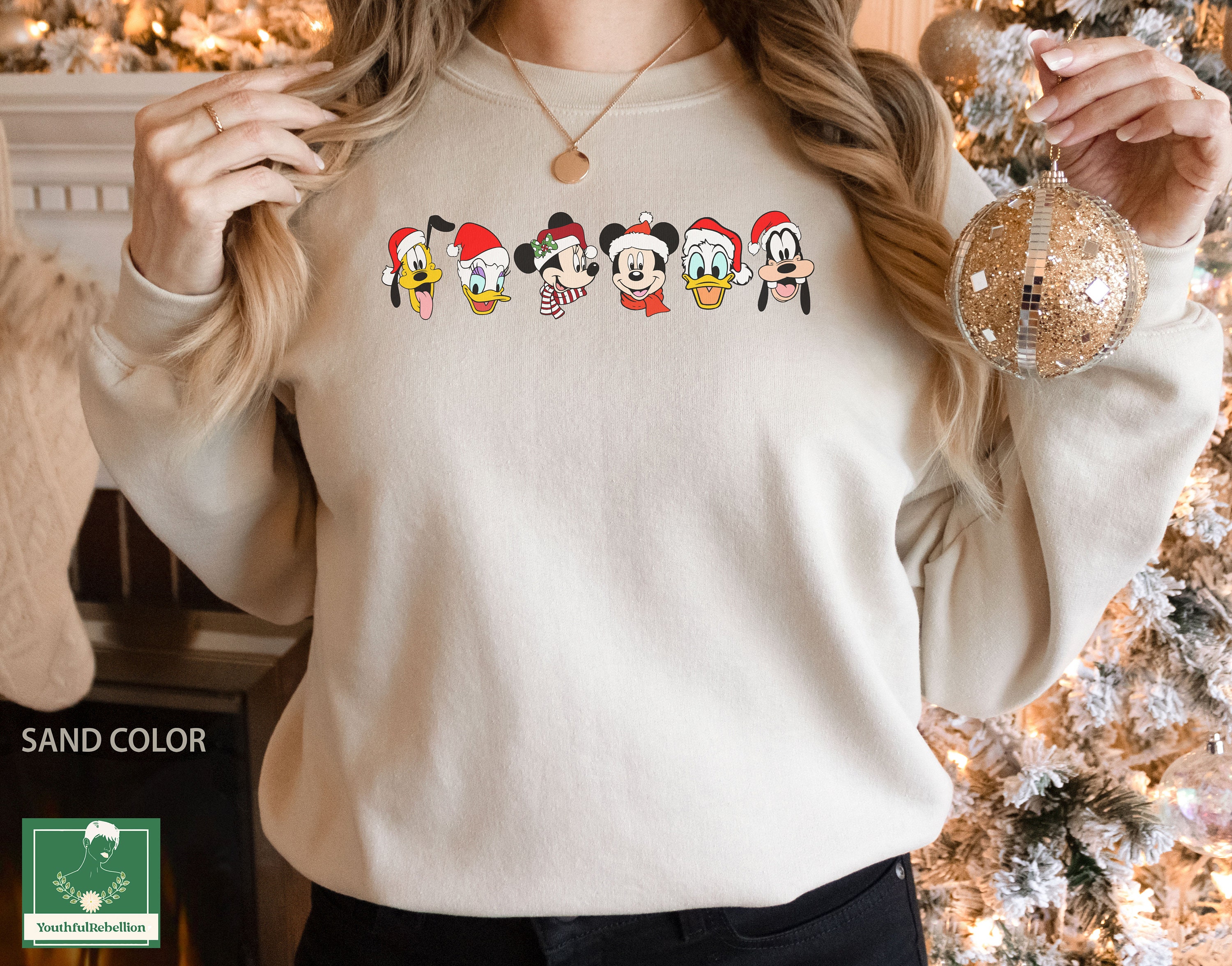 Friends outlet christmas sweatshirt