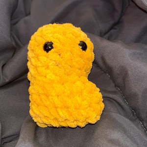 Corchet chicken nugget | cute plushie | food plushie | crocheted food| crocheted chicken nuggets | chicken nuggets