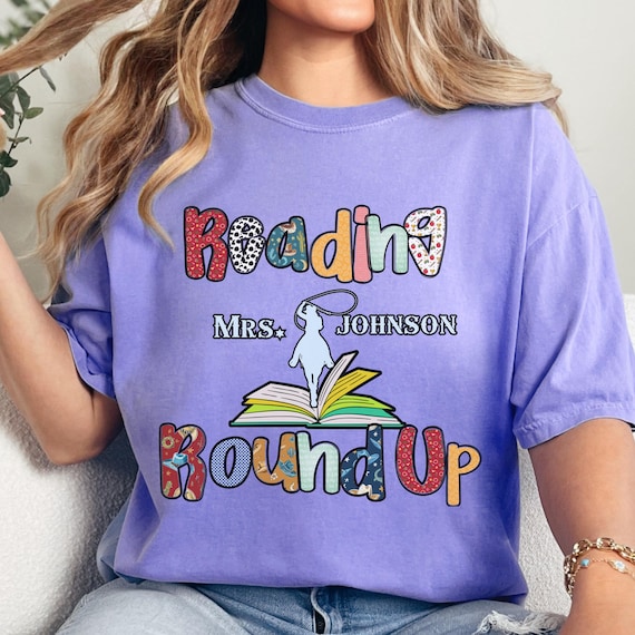 Personalized Reading Teacher T-Shirt, Cowgirl Teacher Tee, Comfort Colors Cowgirl Teacher, Gift for Educators, Back to School Tee