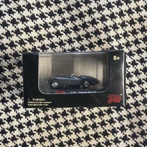 JAGUAR XK120 Malibu International Model Collection 1:87th Sc NIB Diecast 2005
