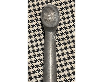 VTG Aluminum metal ice cream scoop,  Stamped Taiwan Serve Ware Kitchen