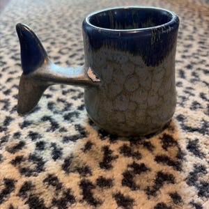 Doug Wylie Pottery, Handmade 1981 Signed Blue Drip Whale Tail Handle Mug READ