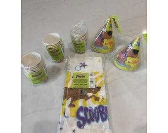 Scooby Doo Party Supplies Lot 6 tasses chapeaux Nappe Cartoon Network '98 VTG