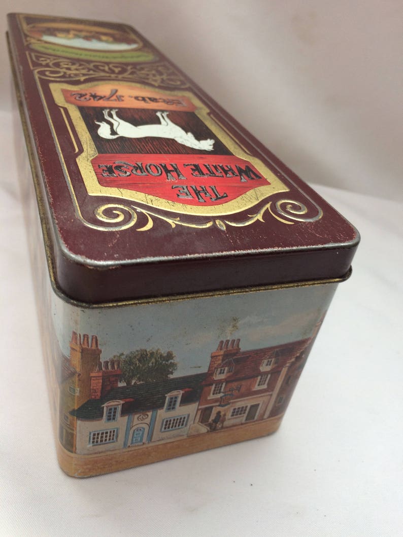 Vintage Collectible White Horse Whiskey Hinged Tin Made by Barringer Wallis /& Manners of Scotland