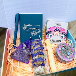 Self Care Gift Box  – Chakra Crystals, Lavender Sage, Amethyst Necklace, Palo Santo, Candle, Journal, Relaxation Set, Gift for Her, Birthday