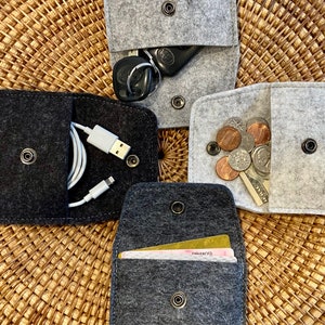 Wool felt hand wallet