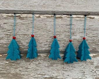 5 piece set of wool trees