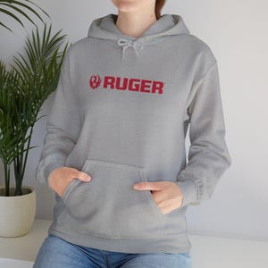 Felpa tattica ispirata alla Ruger, modello Pro 2A, ideale per possessori di armi, appassionati di tiro e veterani. immagine 20