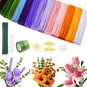 Puede incluir: Un kit de manualidades con un gran surtido de limpiapipas coloridos en tonos verde, azul, morado, rosa, naranja y blanco, junto con cinta floral verde, tallos de alambre, estambres blancos y tres arreglos florales terminados.