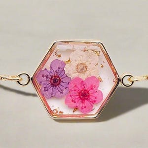 Narcissus Flower Gold Charm Bracelet