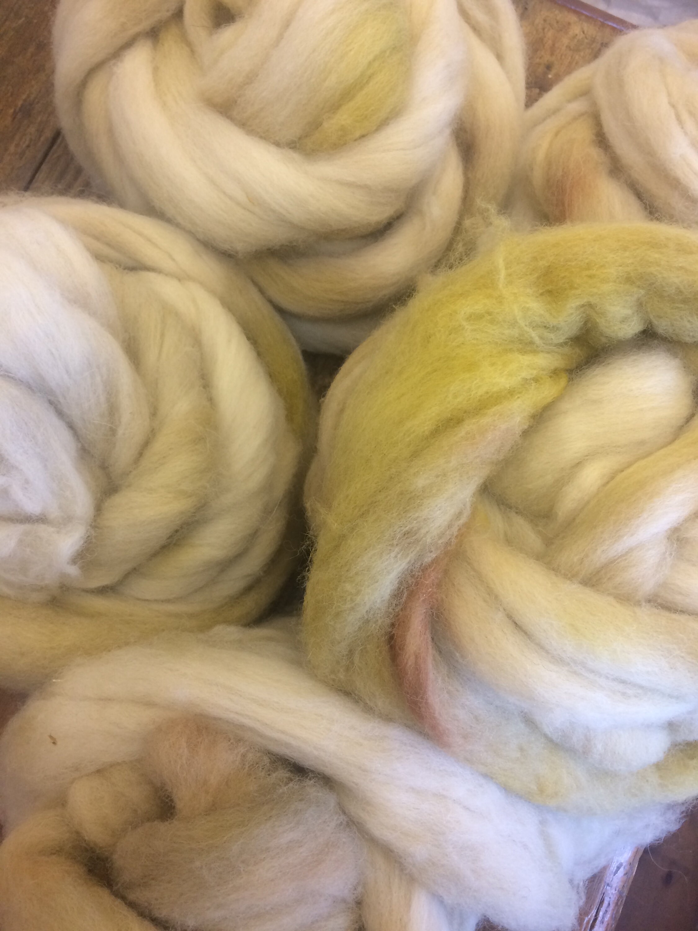 100g-needle felting wool//felting wool tops//roving//spining//weaving- black welsh