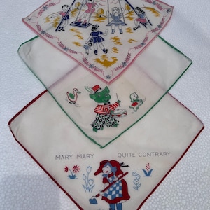 3 vintage child&#39;s hankies / Different designs