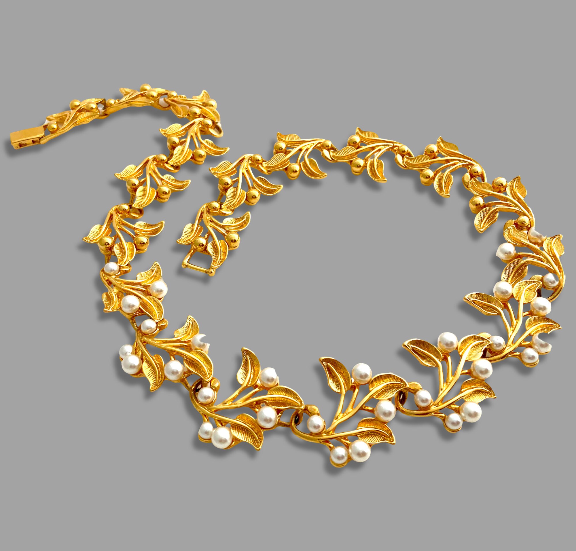 1980s Leaf Necklace - Etsy