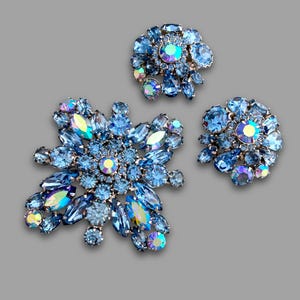 Vintage 1960s Signed WEISS Blue Jewel-tone Rhinestone Cross Brooch Earrings Set