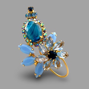 Vintage Verified JULIANA Givre Art Glass Blue Rhinestone Wire Over Flower Figural Brooch