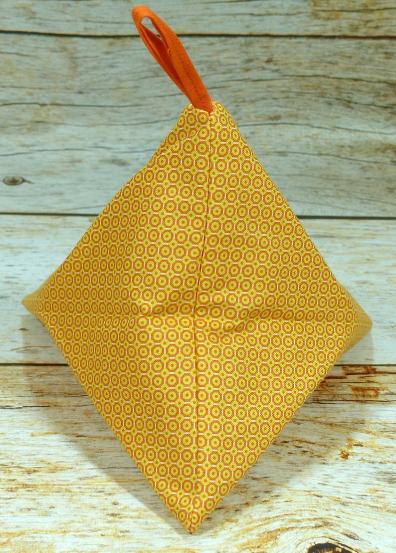 Orange Medallions Llexical Notions Pouch Spinning Accessory Bag Crochet Knitting