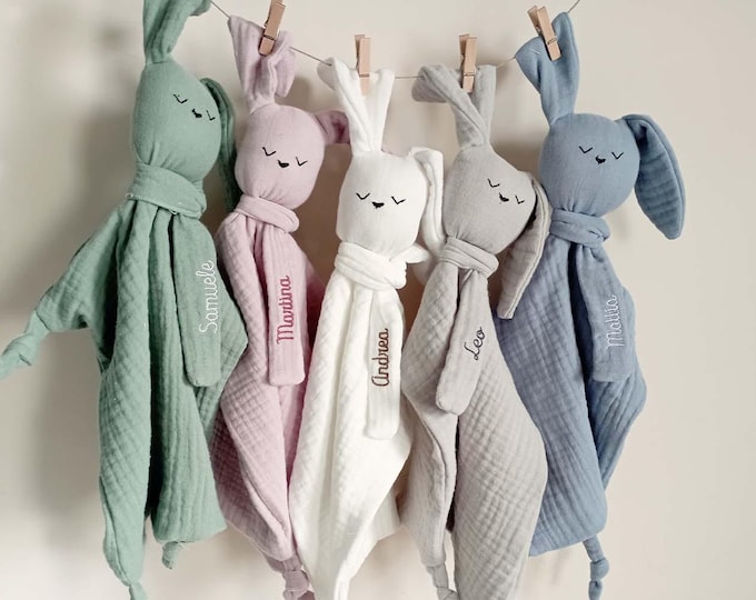 Featured listing image: Personalized muslin cotton dou-dou for newborns