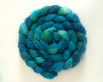 Hand-dyed Wensleydale top roving 4.0 oz.  "Caribbean Waters" spinning felting fiber