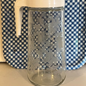 Vintage Tang Lily Pitcher