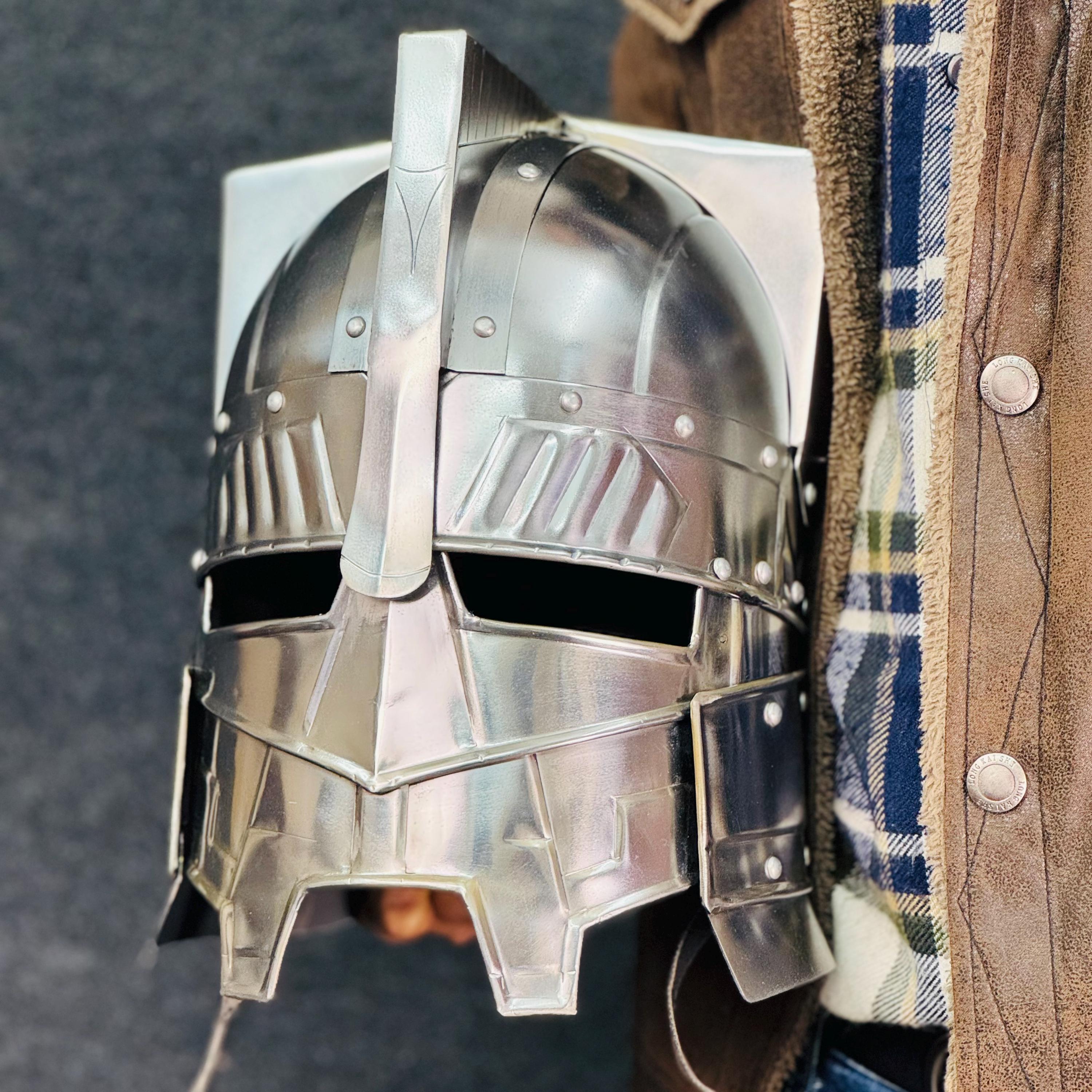 Uruk hai helmet - Etsy 日本