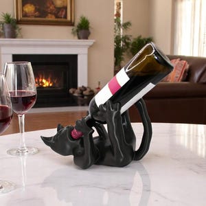 Wine bottle holder Style: Cat