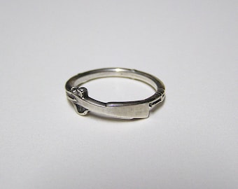 Silver SHOT GUN, Attractive little ring wraps around your finger, Sterling Silver .925