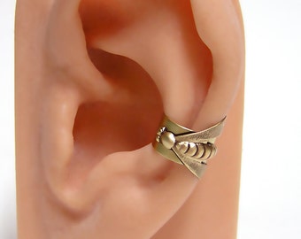 FIRE FLY Ear Cuff