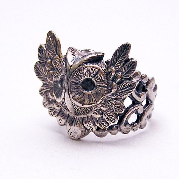 Steampunk OWL RING, CUTE AND ADORABLE (sw)