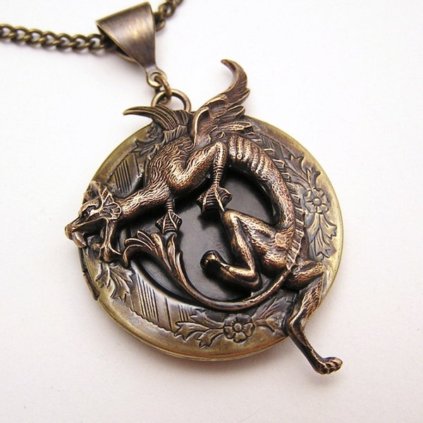 DRAGON LOCKET, Necklace Pendant