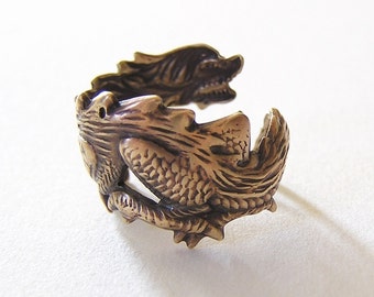 Dragon Ring, Adorable dragon wraps around finger