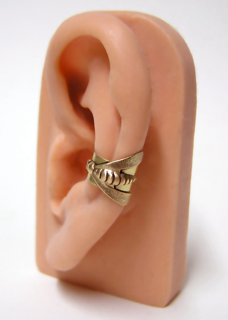 FIRE FLY Ear Cuff image 3