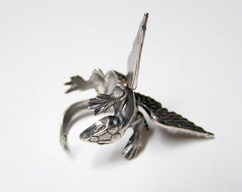 Dragon Ring, Sterling Silver .925, dragon body wrap around finger (o)