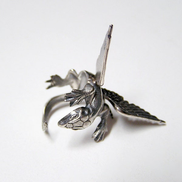 Dragon Ring, Sterling Silver .925, dragon body wrap around finger (o)