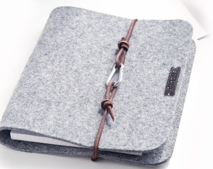 Featured listing image: Ring binder A5 ring binder PERSONALIZED grey felt leather gift