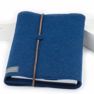 Personalized calendar sleeve A5 felt navy leather image 4