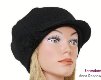 Peaked cap black wool