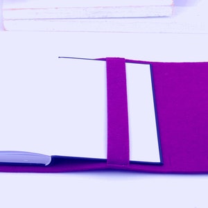 Calendrier personnalisé manche carnet violet cyclam A5 cuir feutre nom cadeau image 6