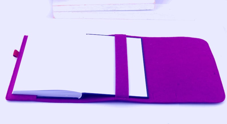 Calendrier personnalisé manche carnet violet cyclam A5 cuir feutre nom cadeau image 6