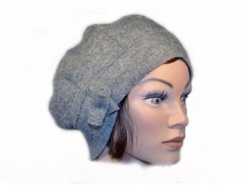 Beanie grey hat made of wool with flower