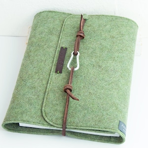 salbei grün Ringordner A5 Ringbuch PERSONALISIERT nachhaltig Filz Geschenk Terminplaner Kalender Filofax Gästemappe Hotelmappe Hochzeitsmapp