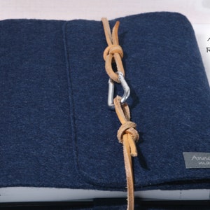 Personalized calendar sleeve A5 felt navy leather image 2