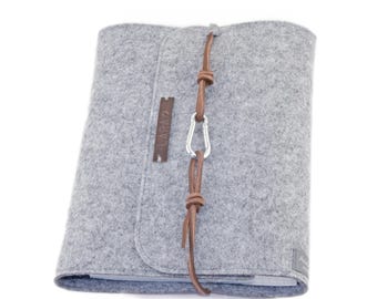 A5 ring binder, PERSONALIZABLE, light grey felt with leather, suitable as a planner, calendar, document folder, recipe folder, for dogs, pets
