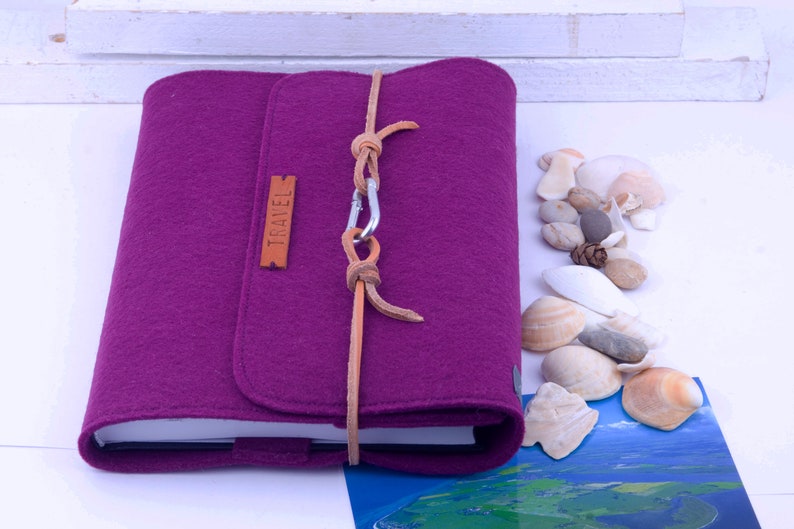 Calendrier personnalisé manche carnet violet cyclam A5 cuir feutre nom cadeau image 3