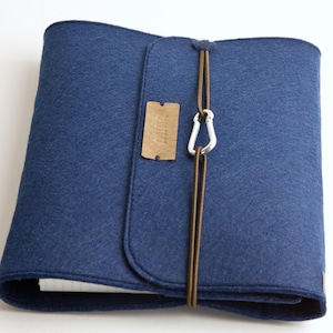 vegan Ringordner blau A5 Ringbuch PERSONALISIERT nachhaltig Filz Geschenk Terminplaner Kalender Filofax Gästemappe Hotelmappe Hochzeitsmappe